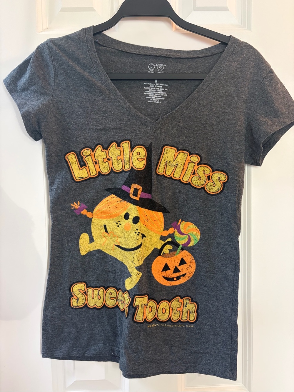 Little Miss Gray & Yellow Halloween Graphic V-Neck Tee
